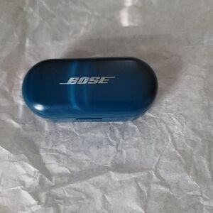 Bose Blue Earbuds and Case